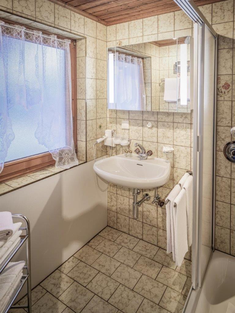Gaestehaus Elfriede Inklusive Sommerbergbahnticket Haldensee Room photo
